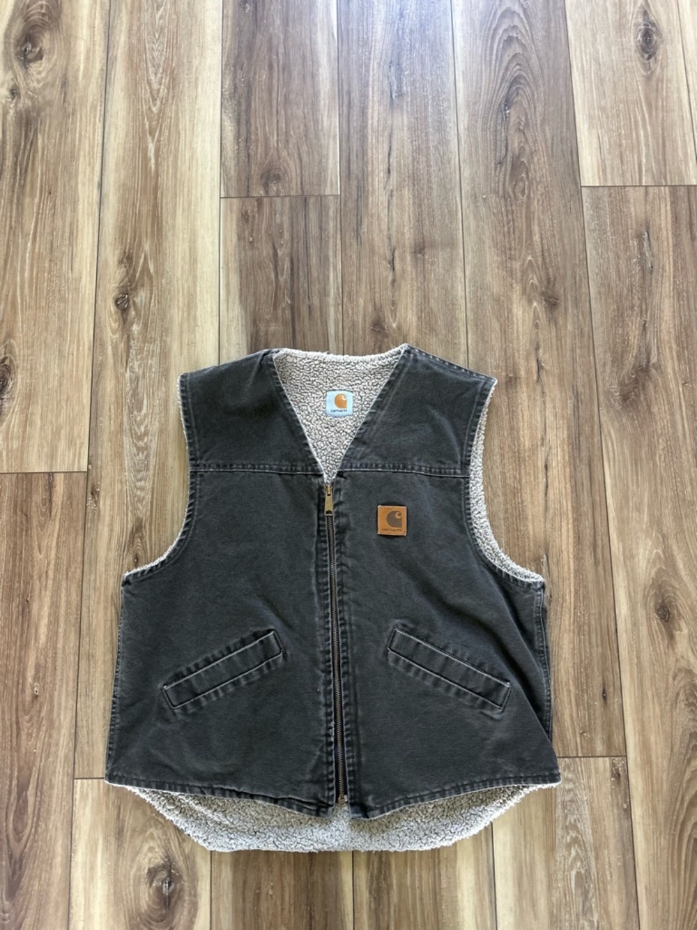 Carhartt men’s vintage V13 petrol canvas vest with Sherpa lining